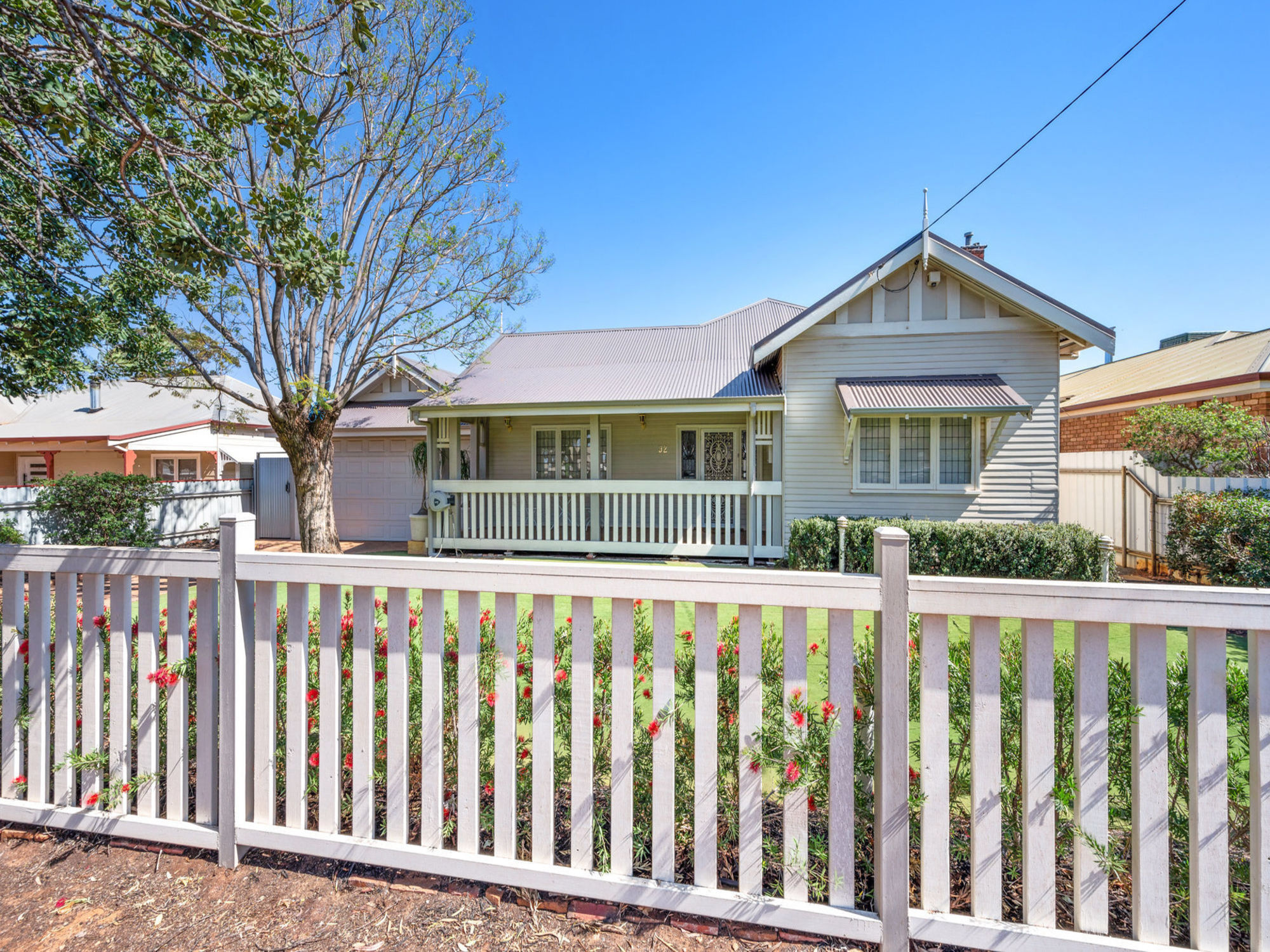 READY TO LIVE IN LAMINGTON? For Sale Murphy Boyden Real Estate