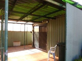 FAMILY HOME WITH HUGE SHED