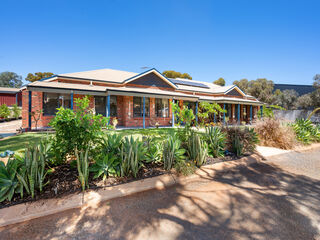 PRIVATE SOMERVILLE ESCAPE