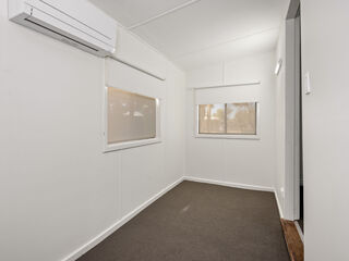 THE BOLD & THE BEAUTIFUL