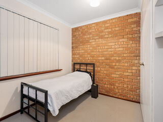 LOW MAINTENANCE INVESTMENT