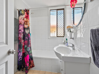 FAMILY HOME IN CENTRAL LOCATION