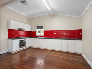 LOW MAINTENANCE TIDY HOME